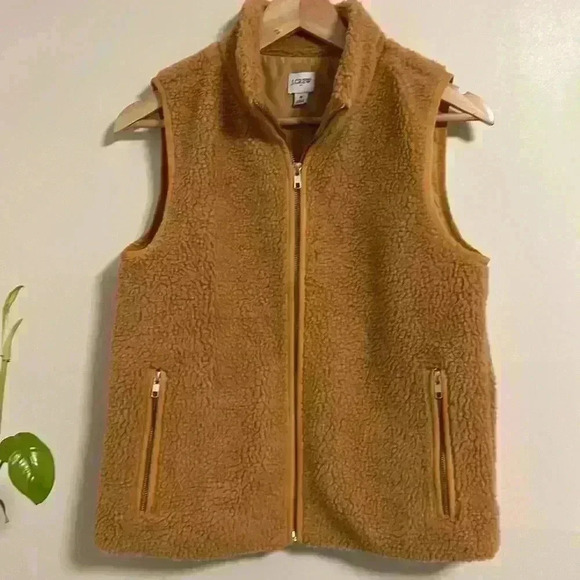 Teddy Sherpa Vest by J Crew - Picture 2 of 4
